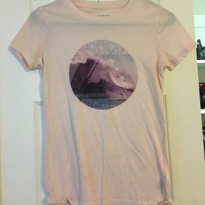 Pink graphic tee with circle pattern